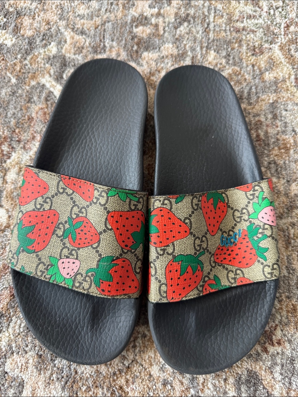 Gucci slides